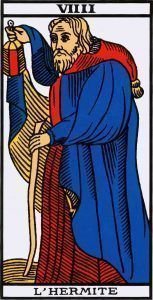 El ermitaño, según el Tarot de Marsella