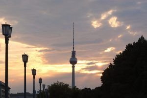 Y salió el Sol en Berlín y el boletín se retrasó...