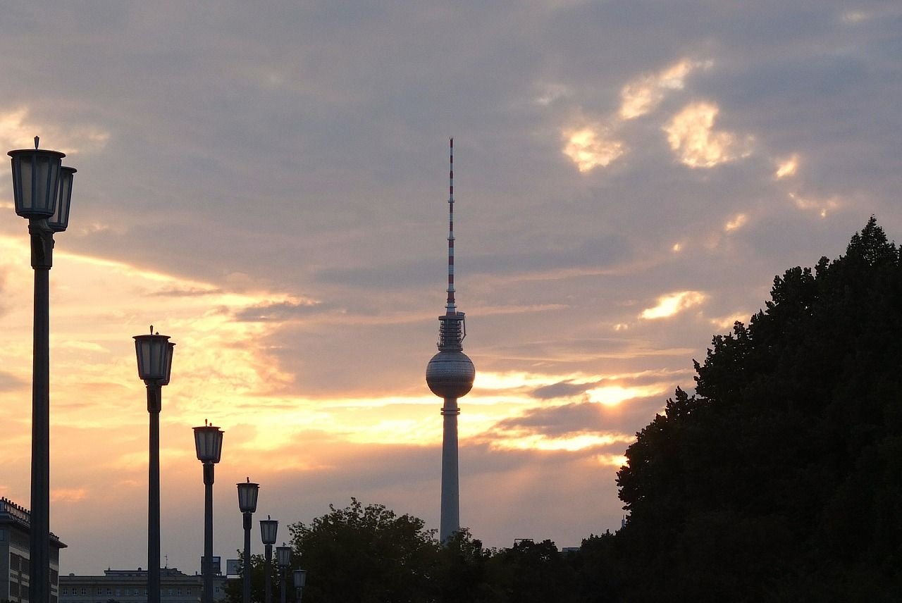 Y salió el Sol en Berlín y el boletín se retrasó...