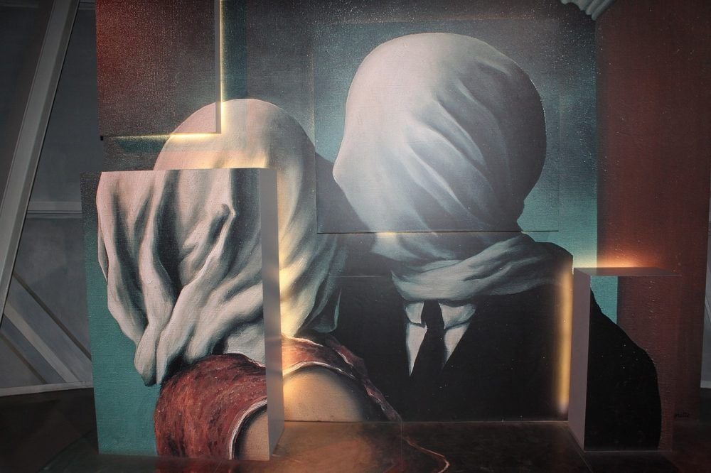 Magritte, pelotera en Sagi y Luna en Piscis