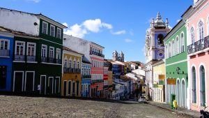 Salvador, a donde me dirijo de la mano de Júpiter en Aries.